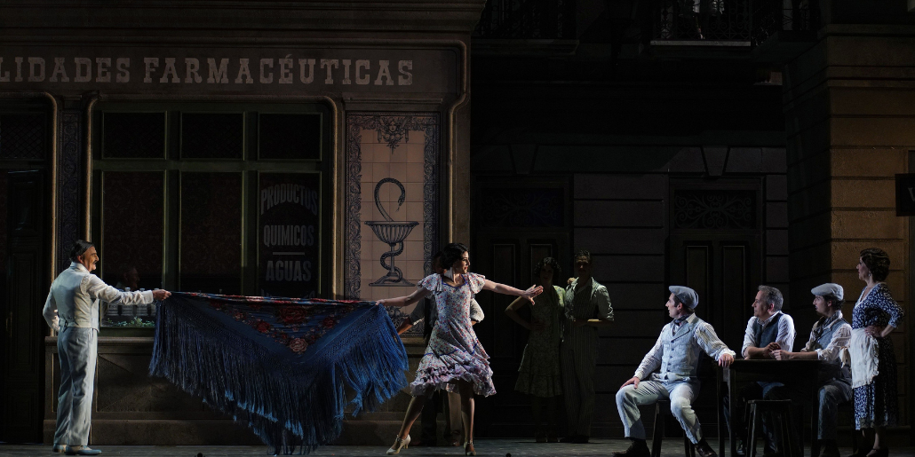 El Teatro de la Maestranza recibe 'La verbena de la Paloma' en el 175º aniversario de Tomás Bretón