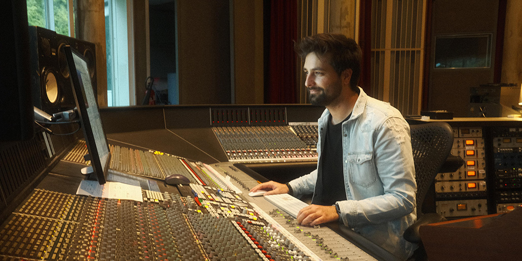 ENTREVISTA Emilio Esteban